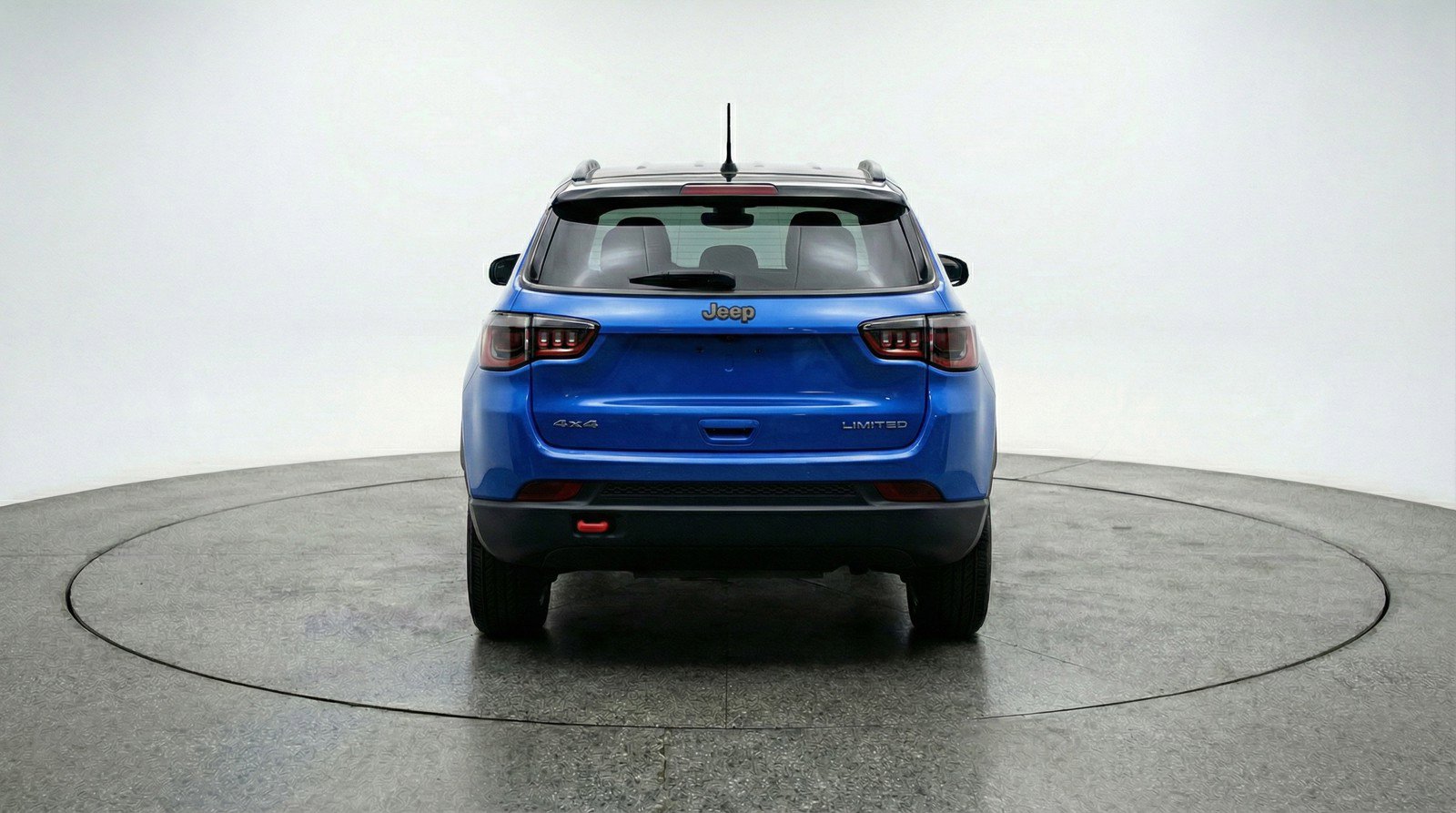 Used 2025 Jeep Compass Trailhawk AWD/4WD image 7