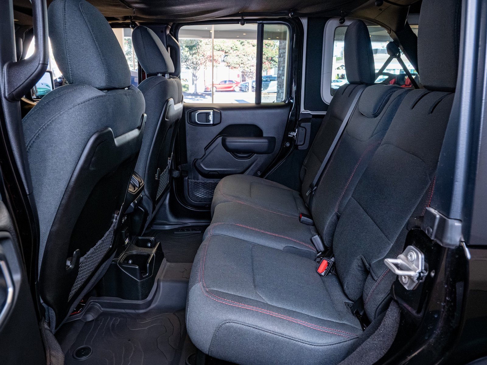 Used 2024 Jeep Wrangler Unlimited Rubicon image 14