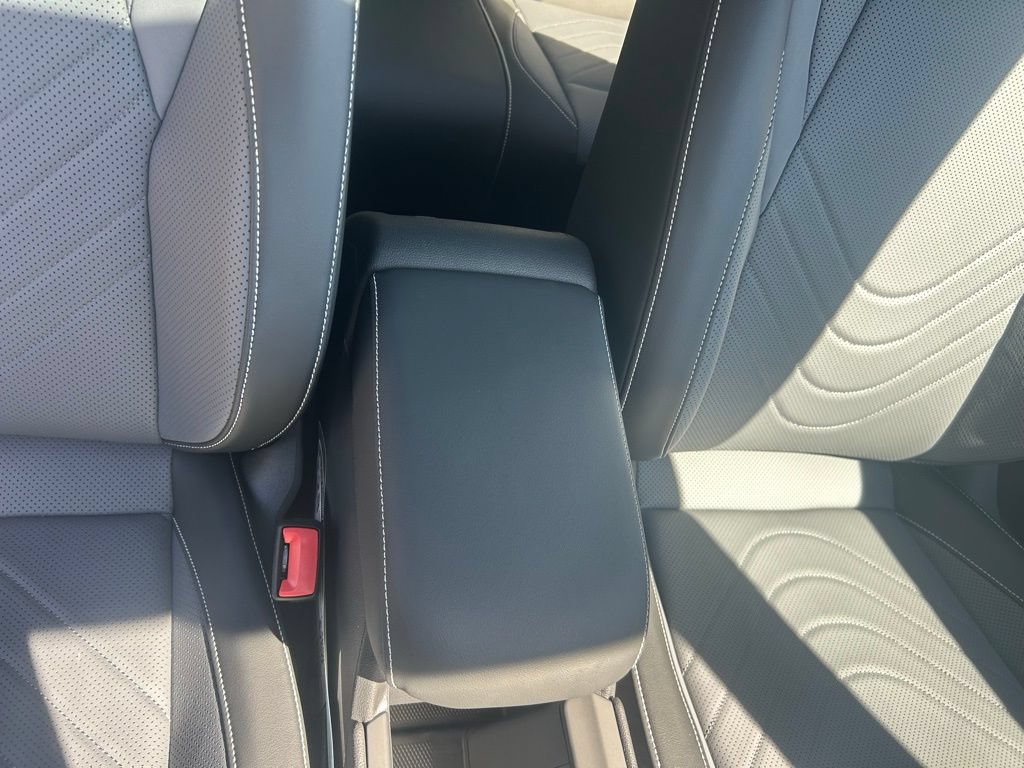 New 2026 Volkswagen Tiguan SE R-Line FWD image 40