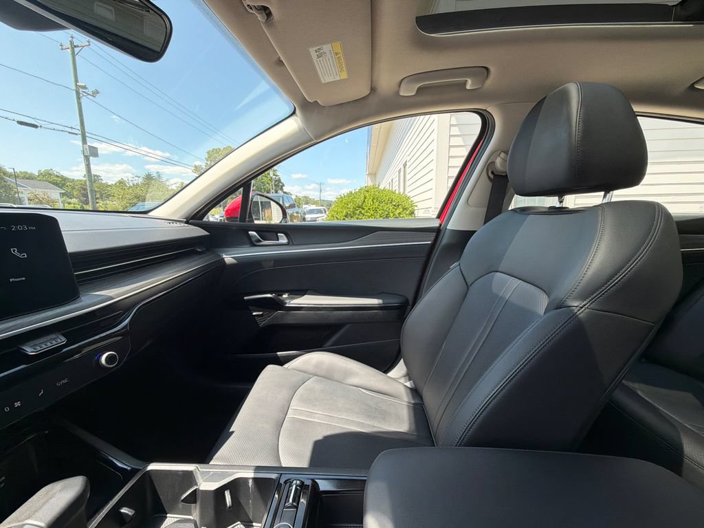 Used 2025 Kia K5 EX FWD image 31