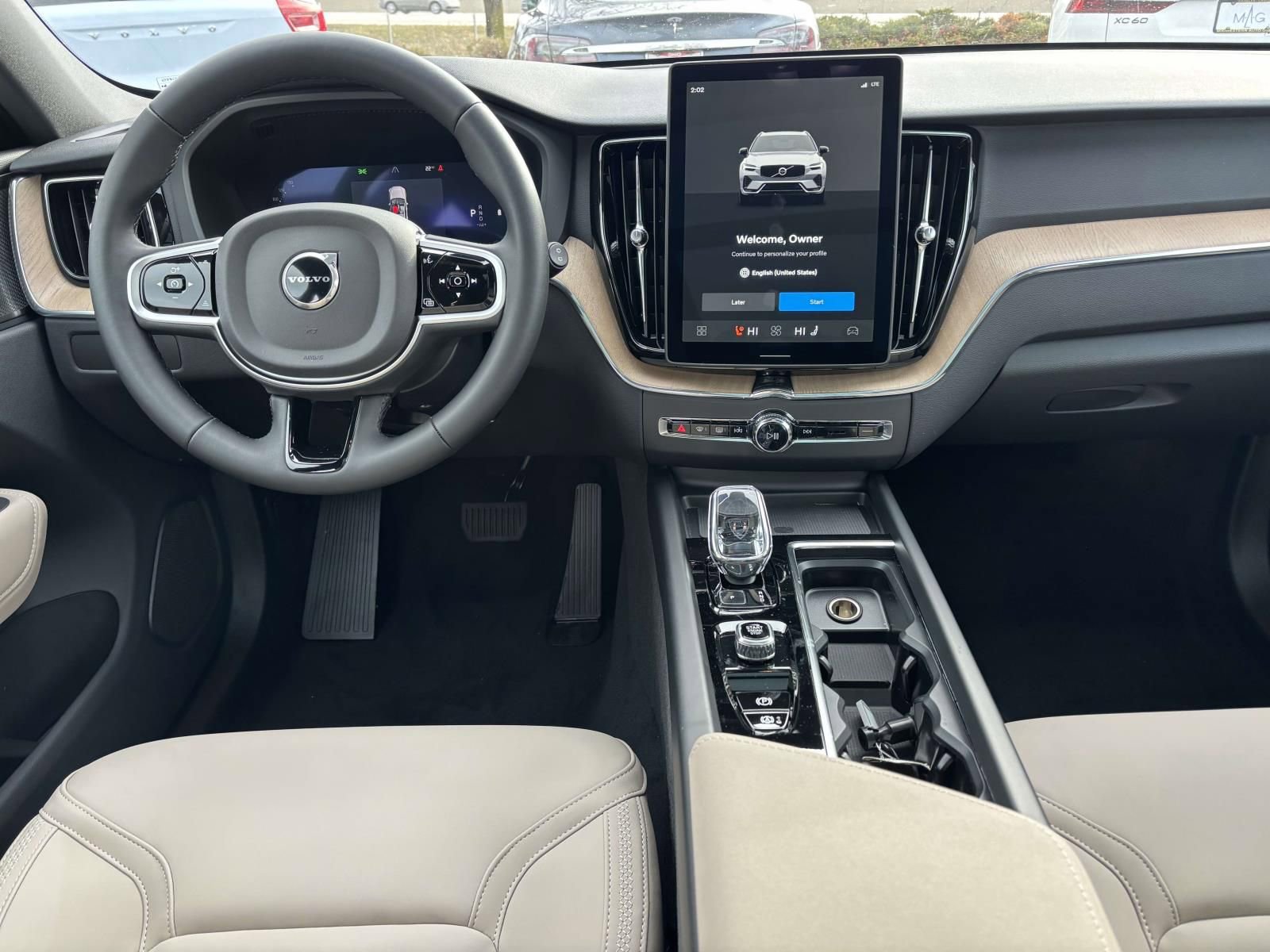 New 2026 Volvo XC60 B5 Plus w/ Protection Package Premier image 27