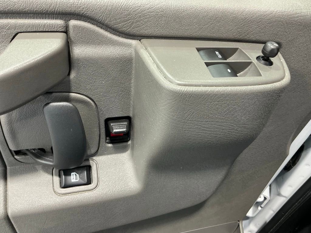 Used 2023 GMC Savana 2500 Extended w/ Driver Convenience Package image 26