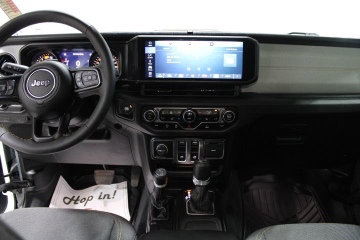Used 2024 Jeep Wrangler Sport AWD/4WD image 25