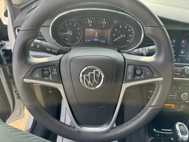 Used 2022 Buick Encore Preferred w/ Safety Package image 18