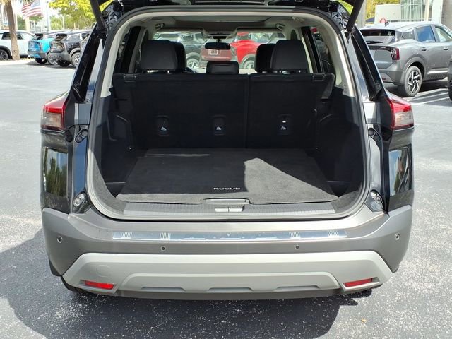 Used 2023 Nissan Rogue SV w/ SV Premium B Package FWD image 18
