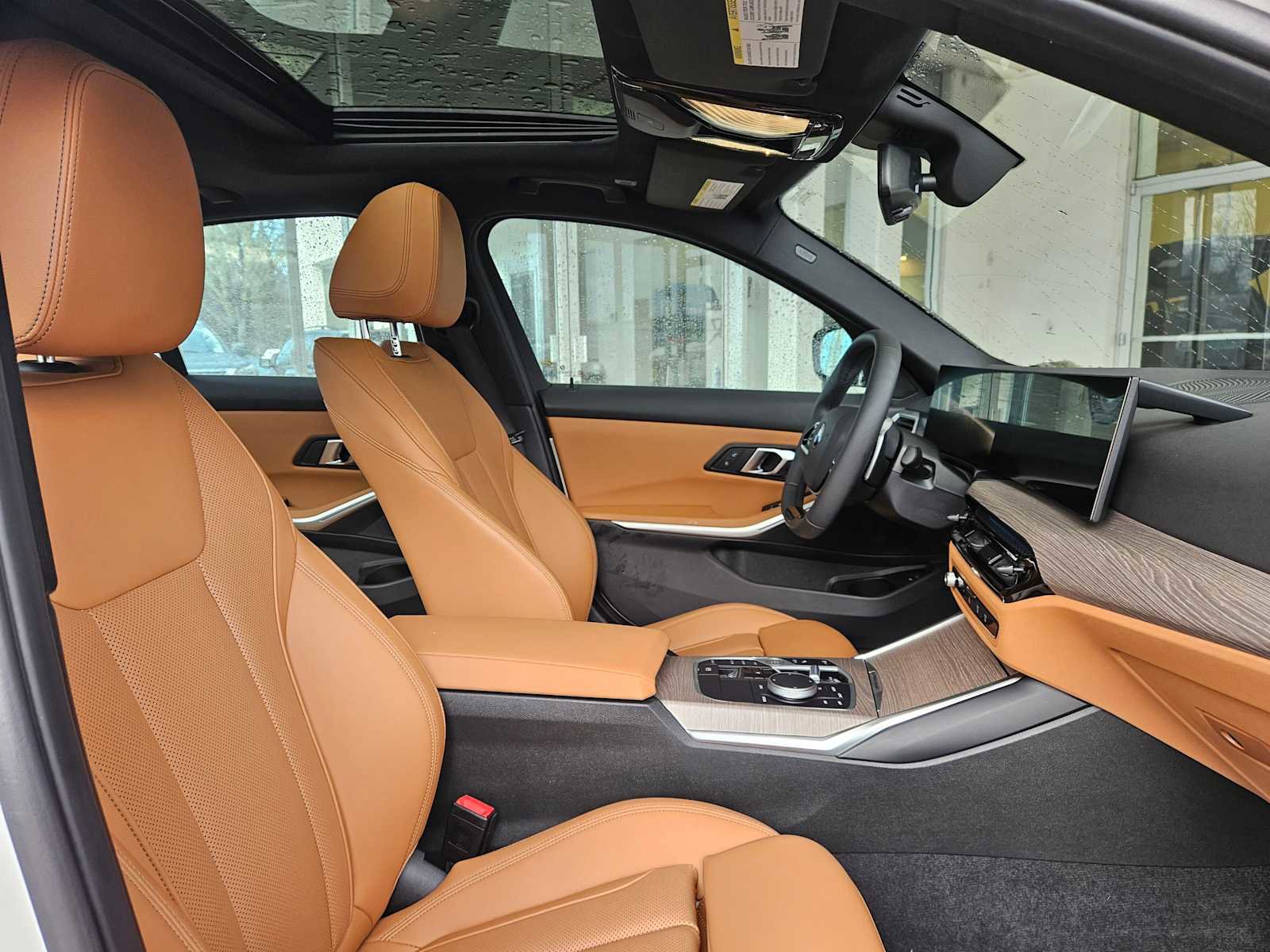 Used 2025 BMW 330i xDrive Sedan w/ Convenience Package image 11