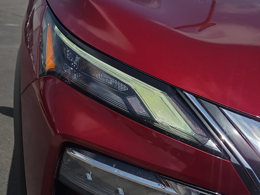 Used 2023 Nissan Rogue SL FWD image 7
