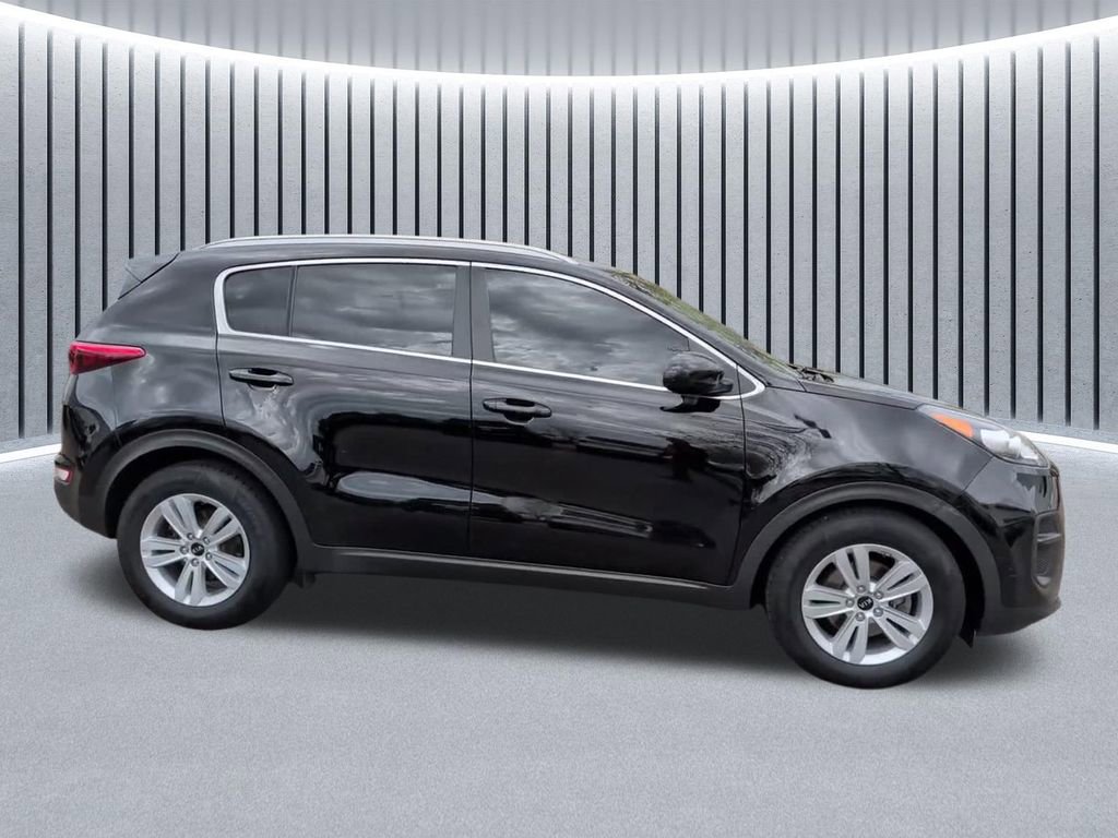 Used 2017 Kia Sportage LX w/ LX Popular Package FWD image 6