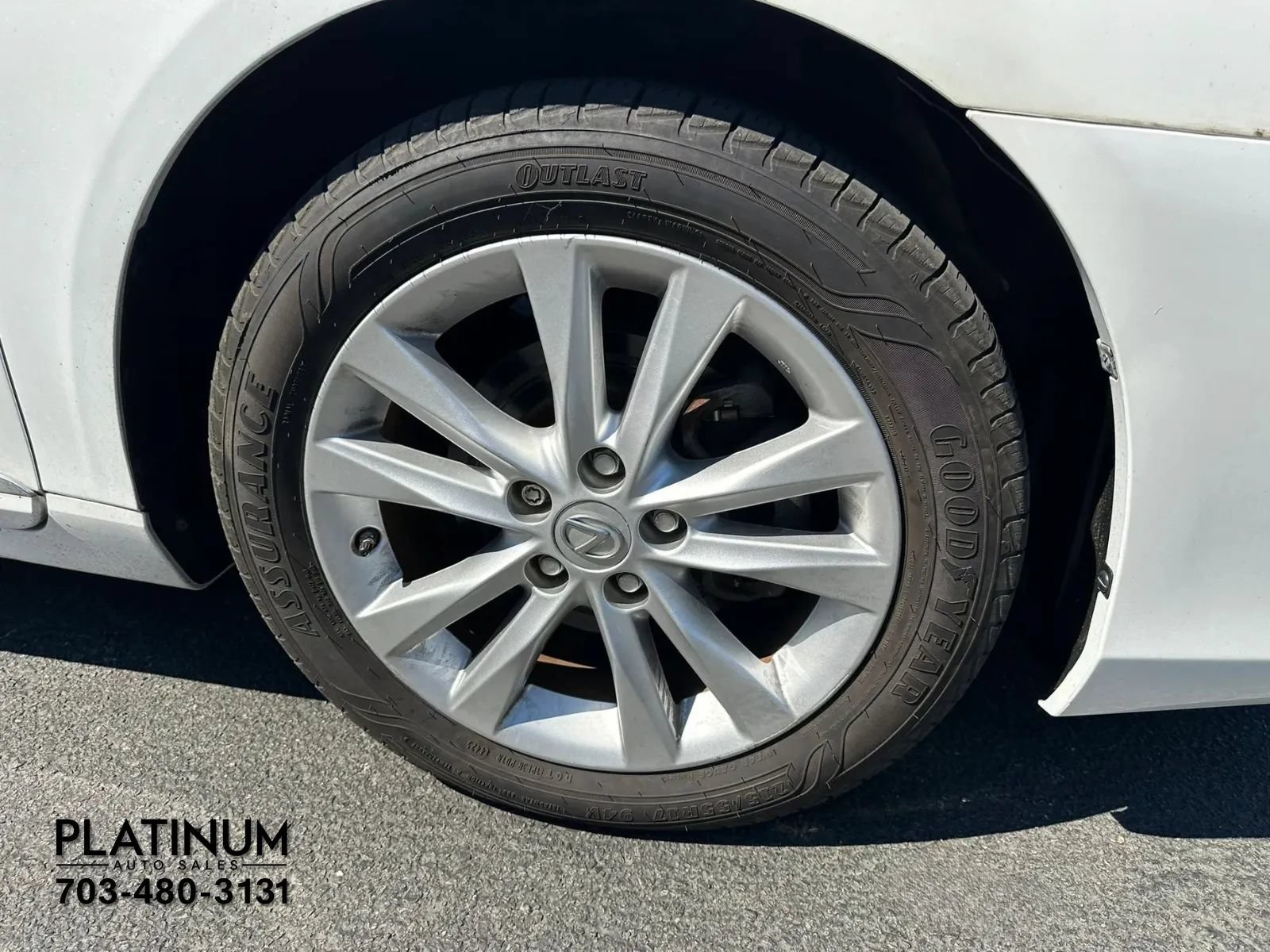 Used 2010 Lexus ES 350 w/ Preferred Accessory Package FWD image 21