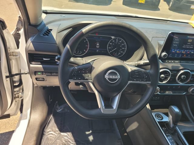 Certified 2024 Nissan Sentra SV FWD image 30