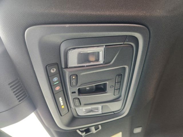 Used 2026 Chevrolet Silverado 1500 High Country w/ Midnight Edition image 28
