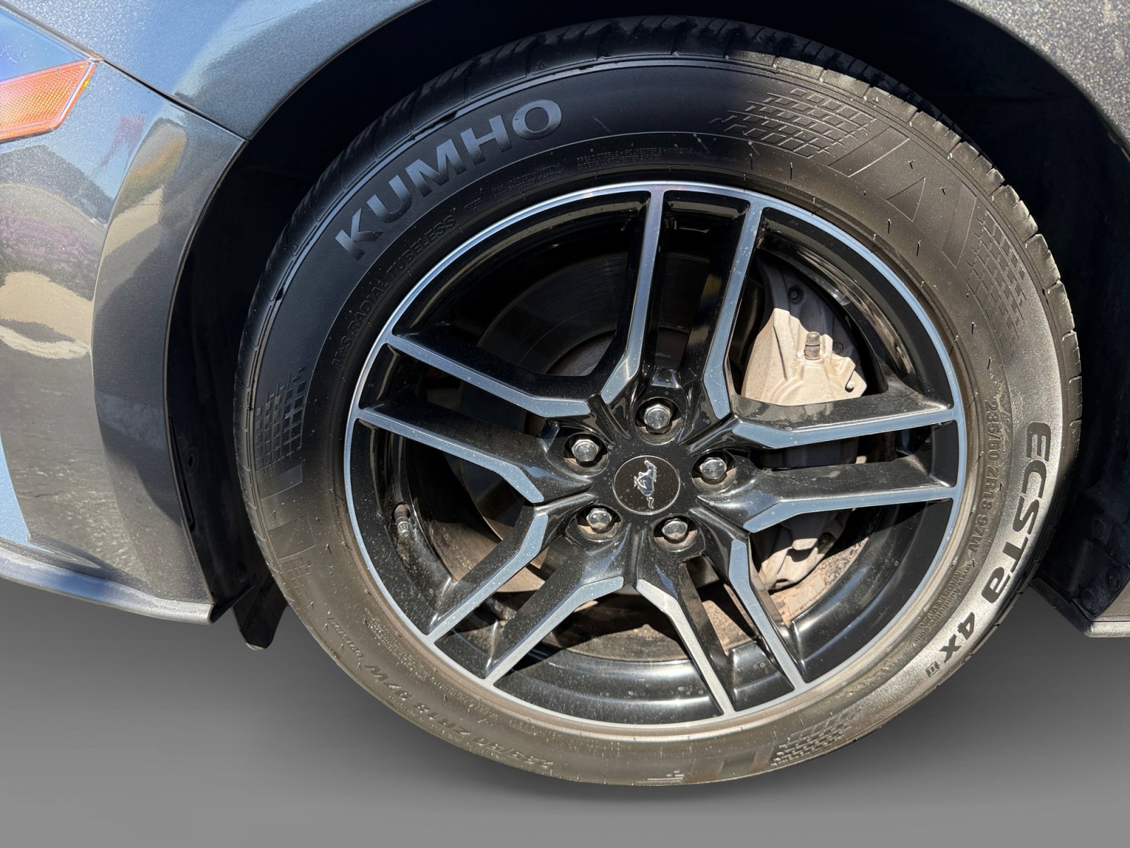 Used 2020 Ford Mustang GT Premium RWD image 9