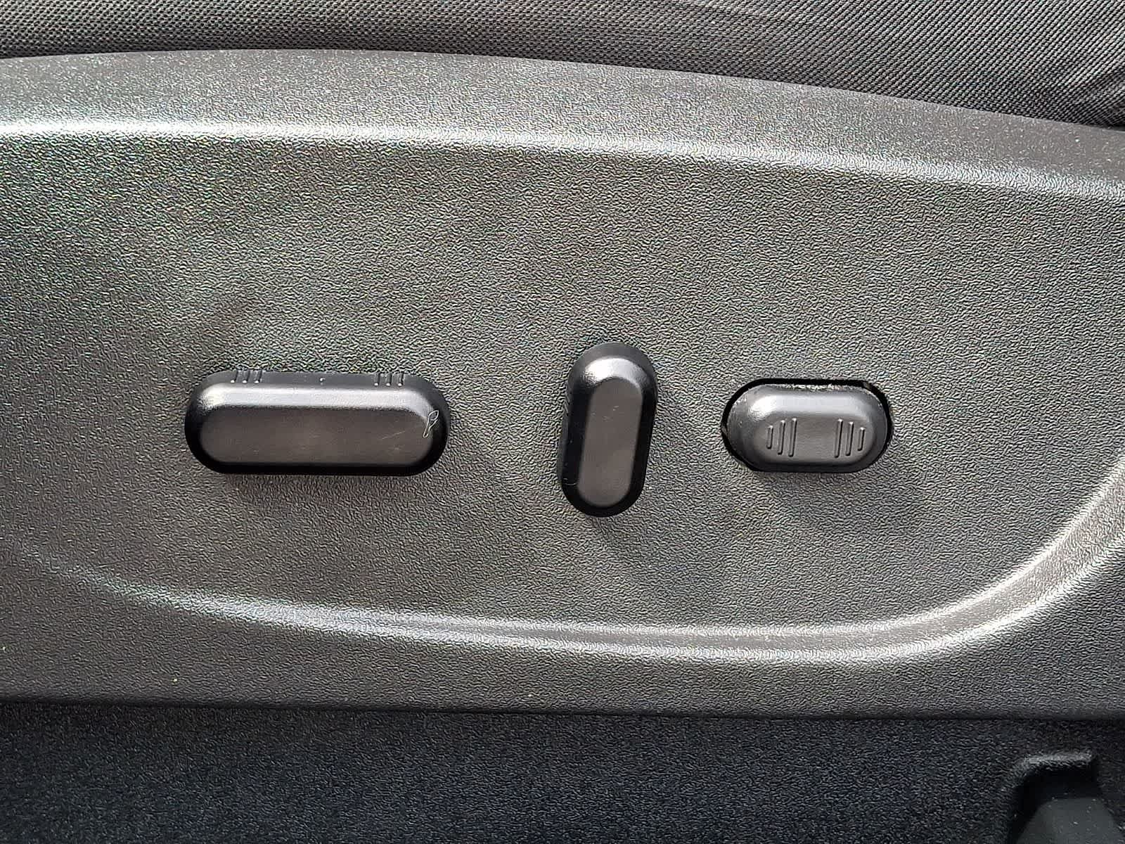 Used 2019 Ford Escape SE AWD/4WD image 16
