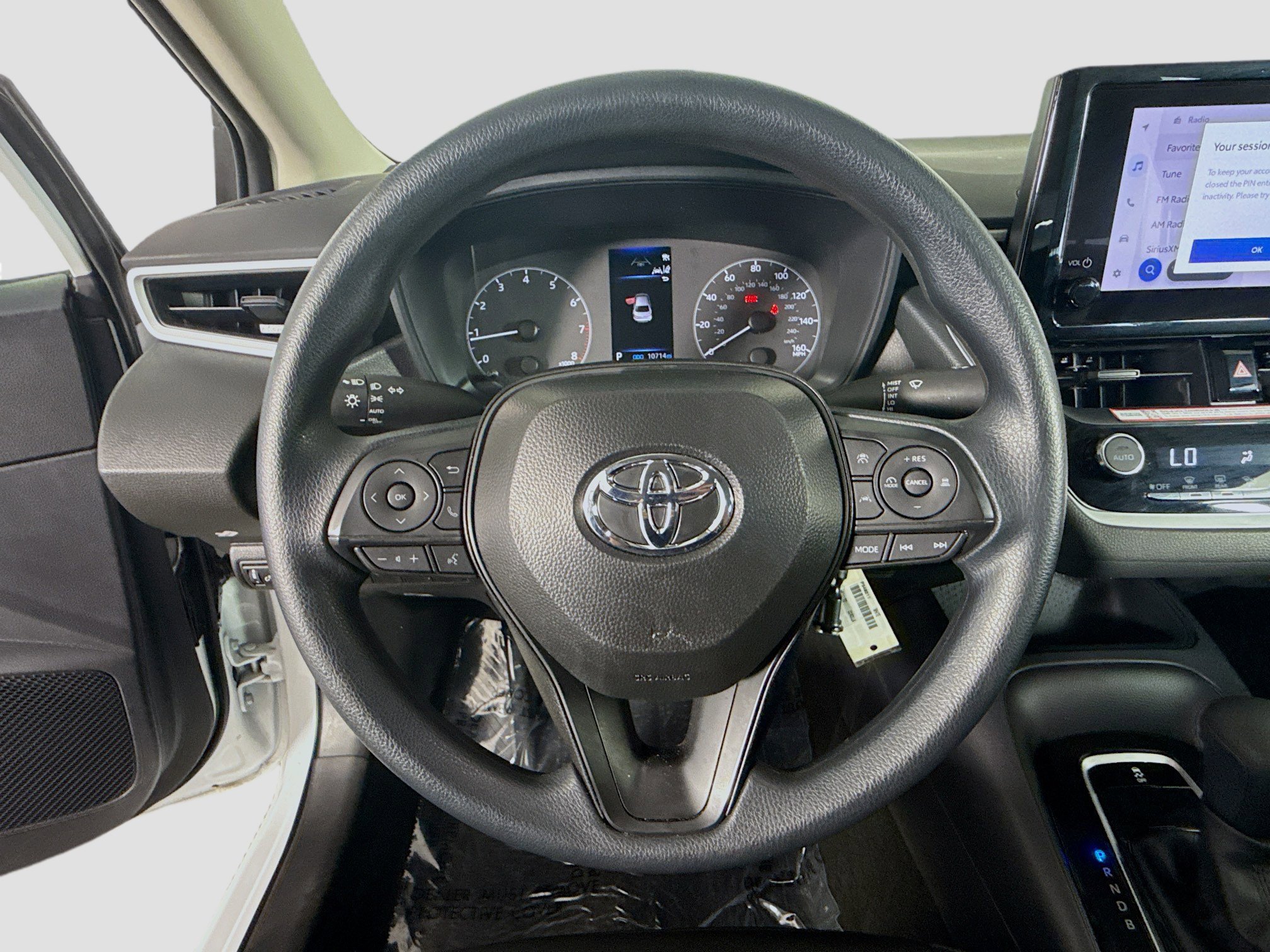 Used 2025 Toyota Corolla LE image 13