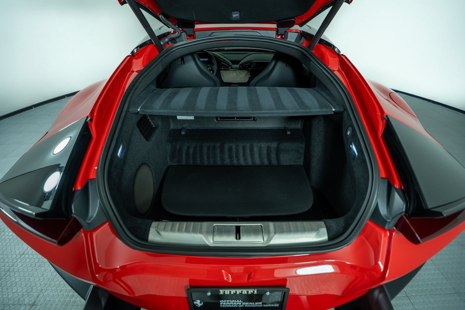Certified 2025 Ferrari 12Cilindri RWD image 46