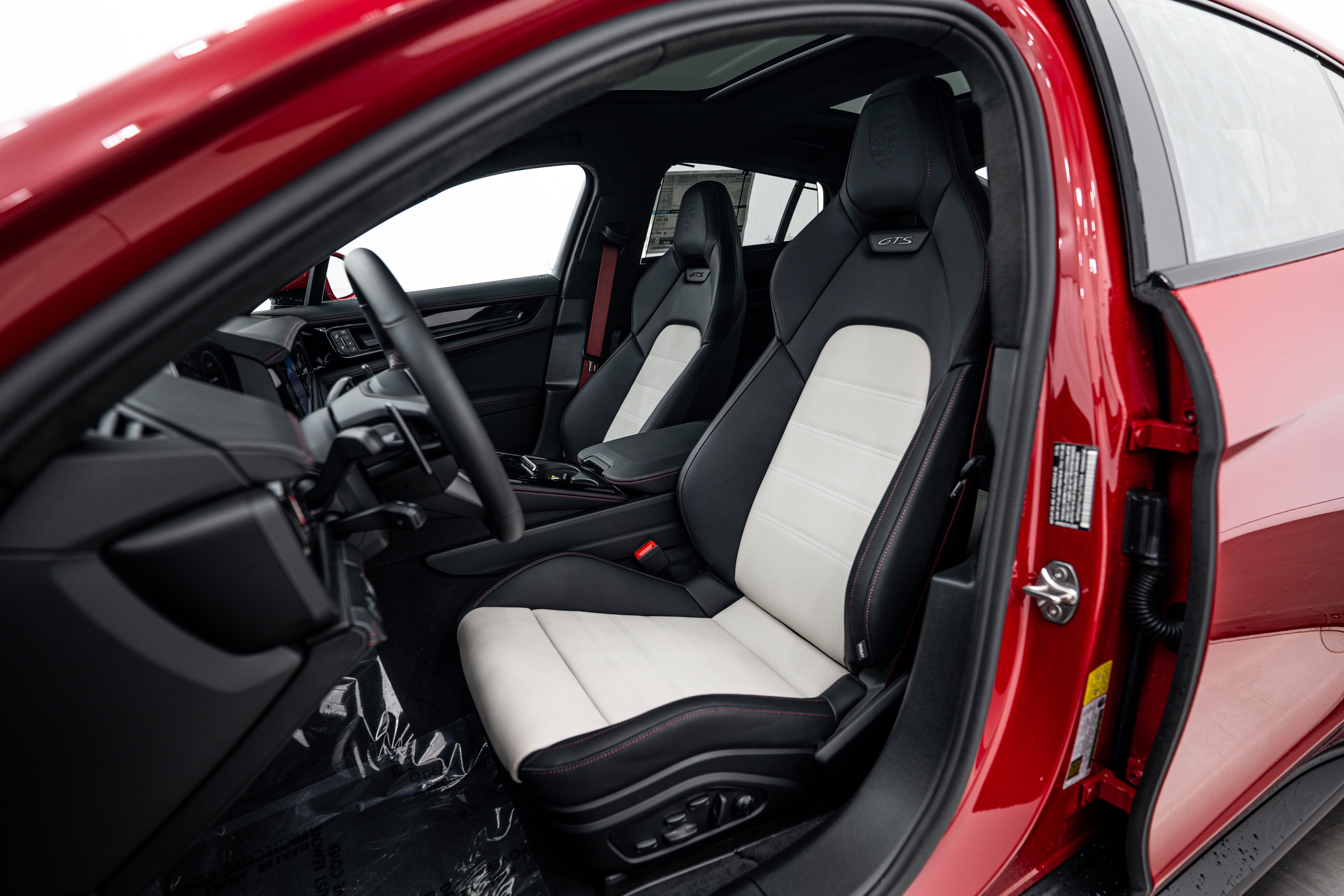 New 2026 Porsche Panamera GTS image 5