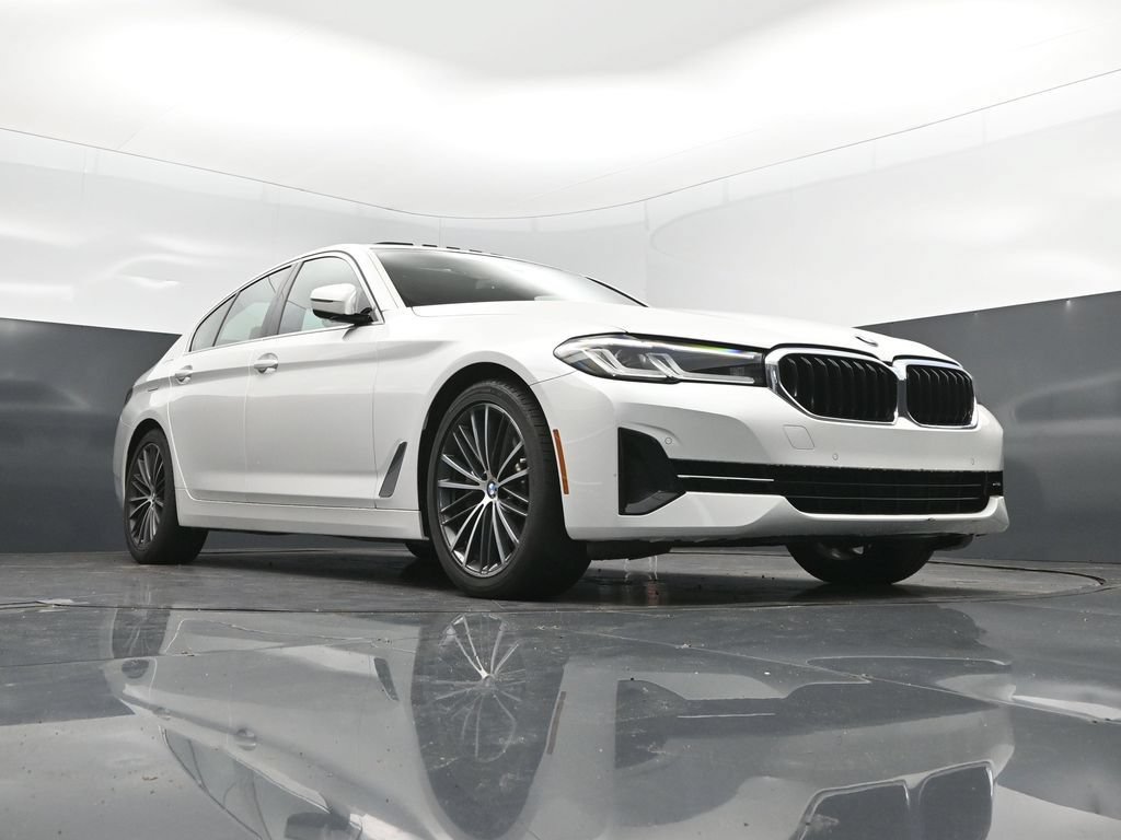Certified 2023 BMW 530i w/ Premium Package RWD image 44