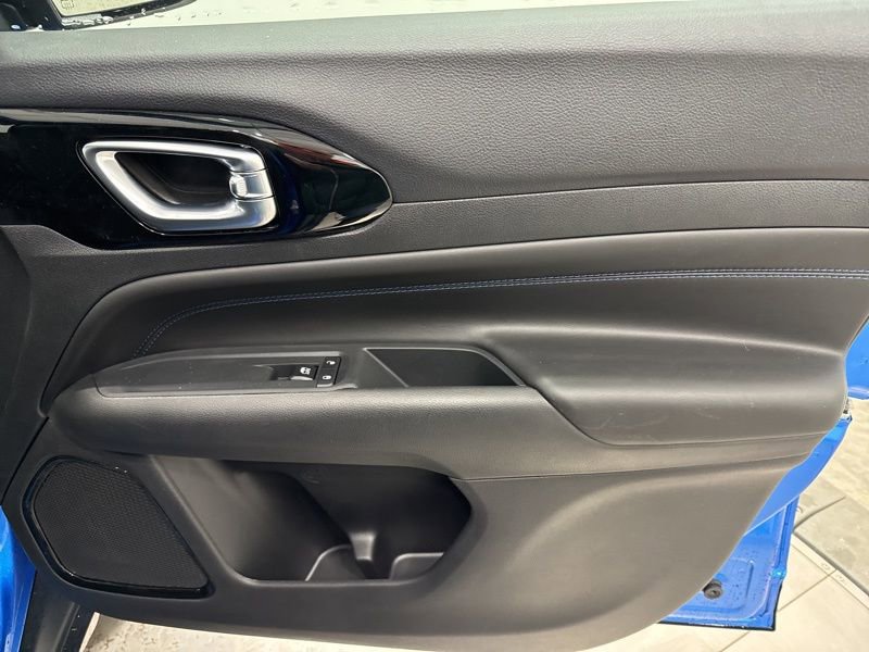 New 2026 Jeep Compass Latitude image 14