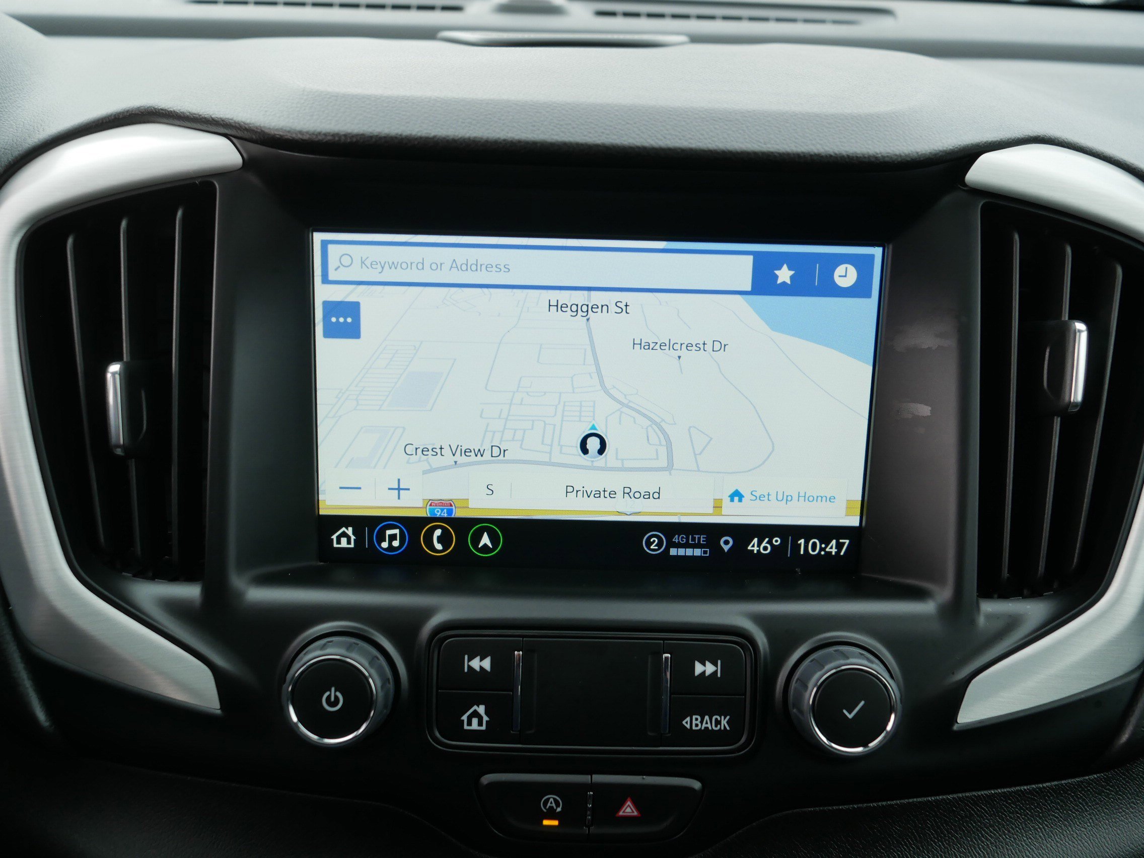 Used 2024 GMC Terrain SLT w/ Infotainment Package II image 30