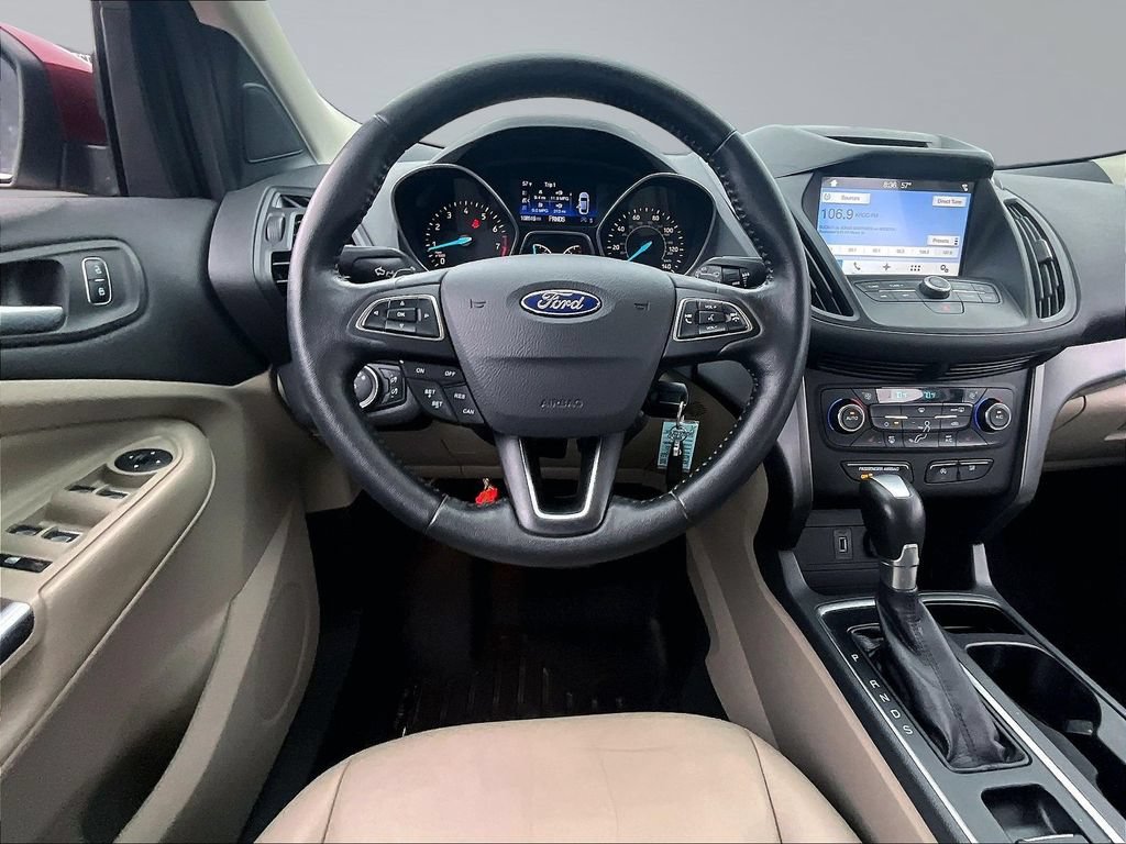 Used 2017 Ford Escape SE w/ SE Leather Comfort Package AWD/4WD image 10
