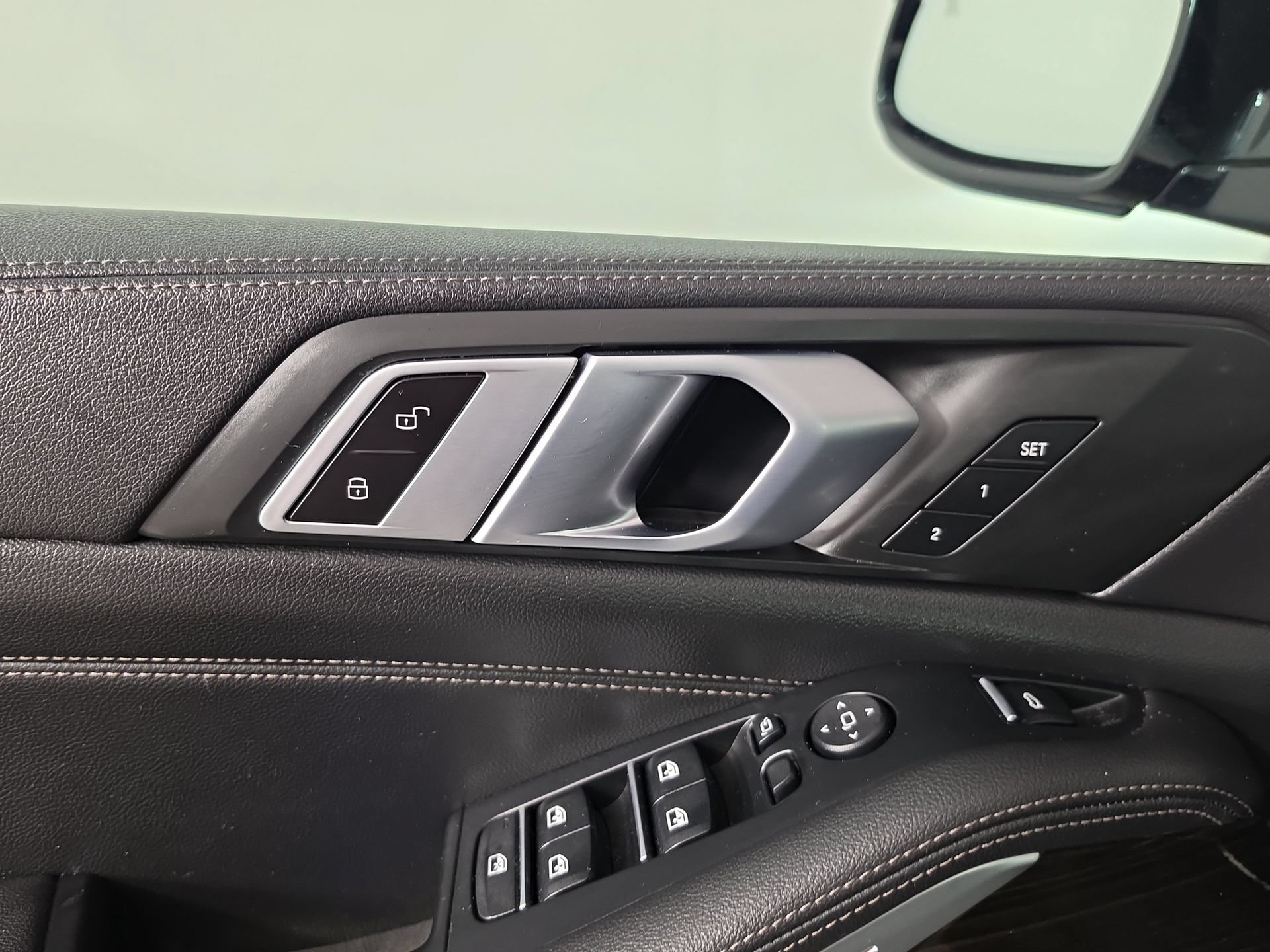 Used 2020 BMW X5 sDrive40i w/ Premium Package RWD image 21