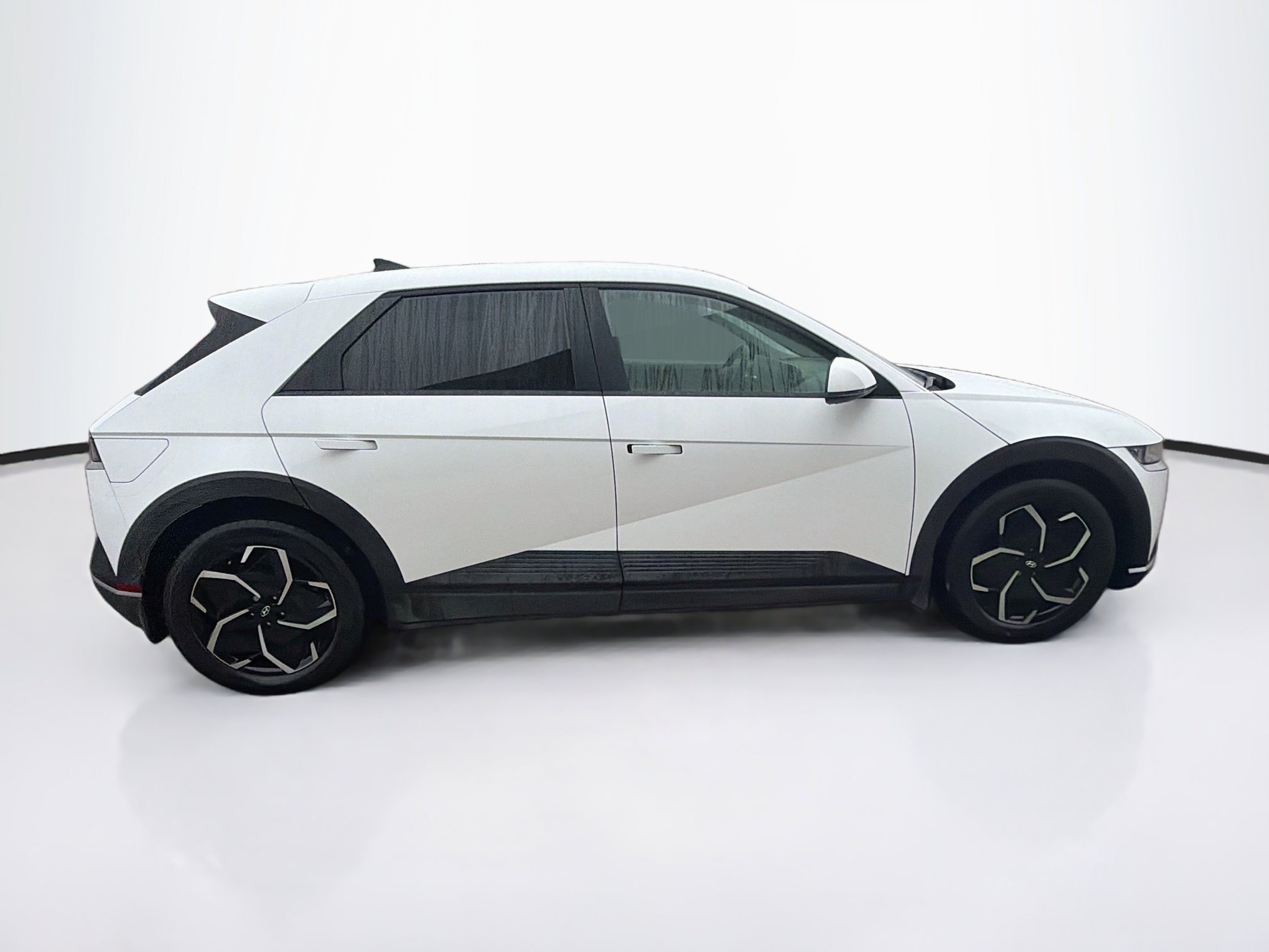 Used 2024 Hyundai Ioniq 5 SEL AWD/4WD image 10