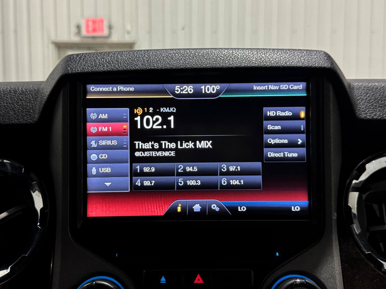 Used 2014 Ford F250 Platinum w/ FX4 Off-Road Package AWD/4WD image 10