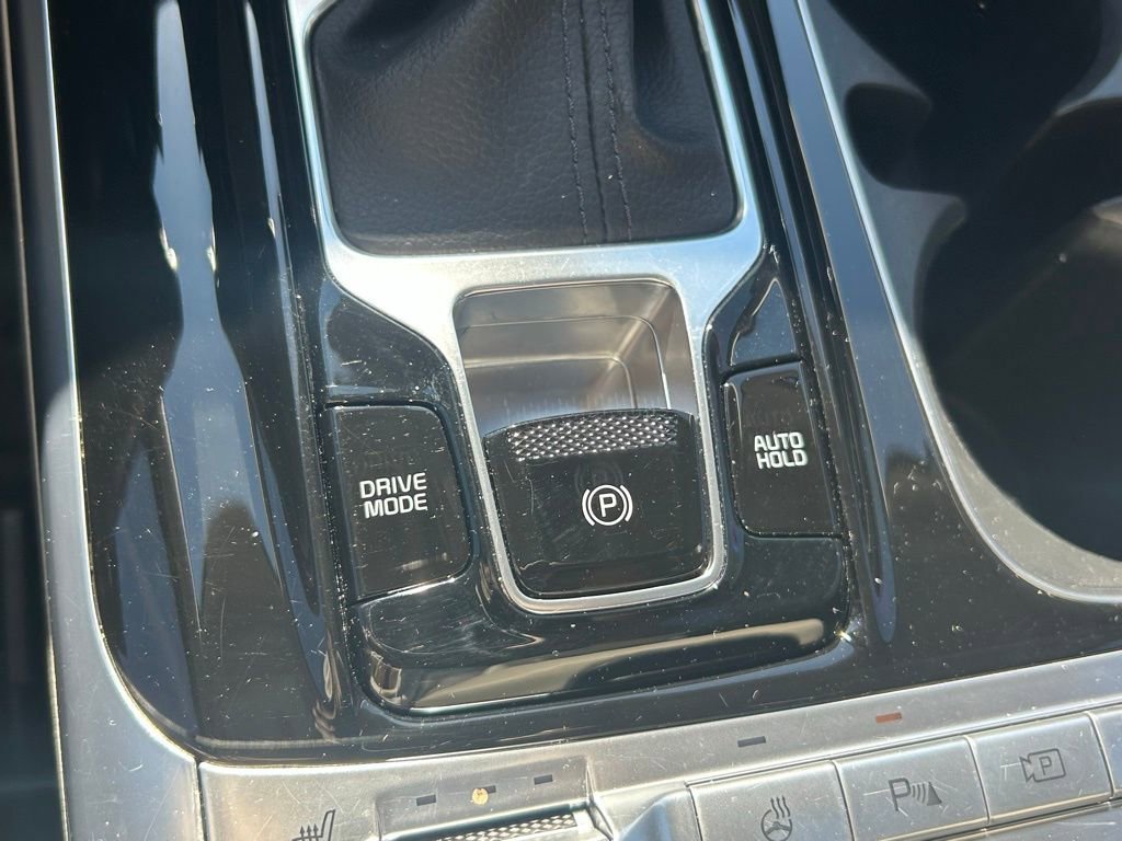 Used 2023 Kia Carnival SX Prestige image 52