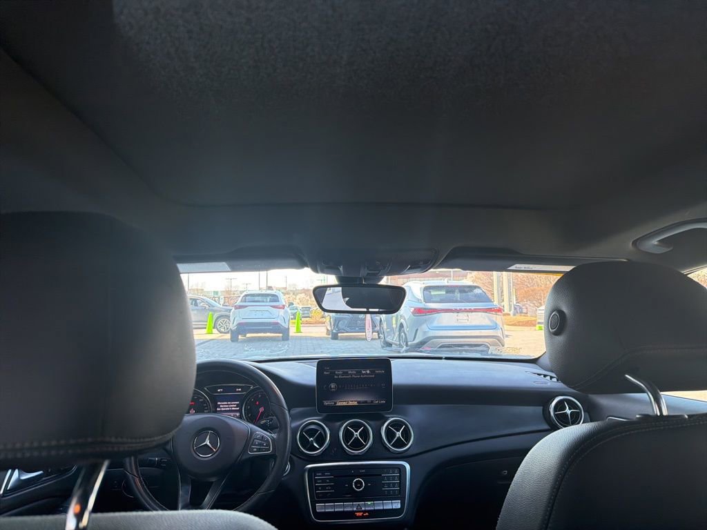 Used 2018 Mercedes-Benz GLA 250 4MATIC image 29