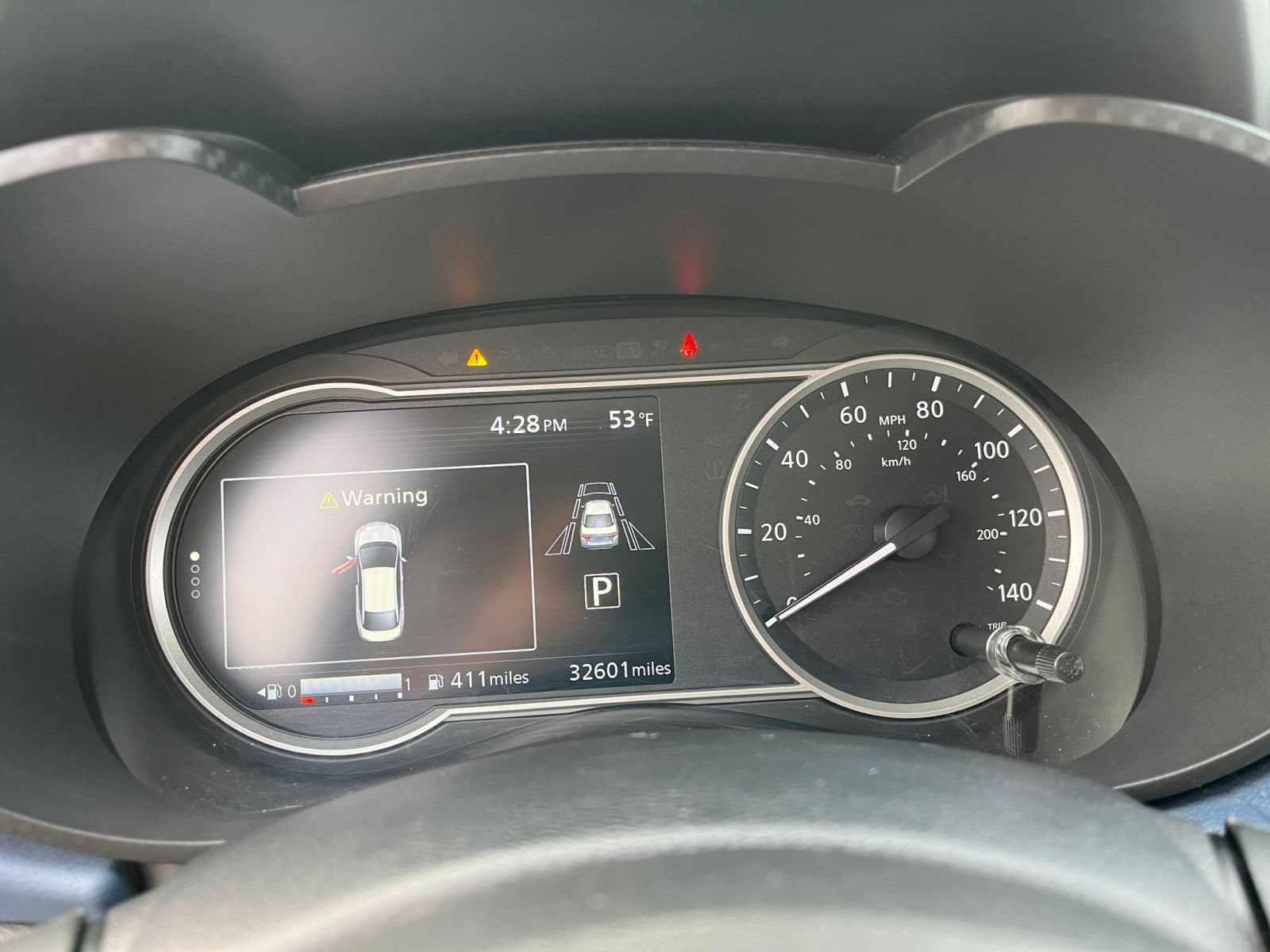 Used 2025 Nissan Versa SV FWD image 39