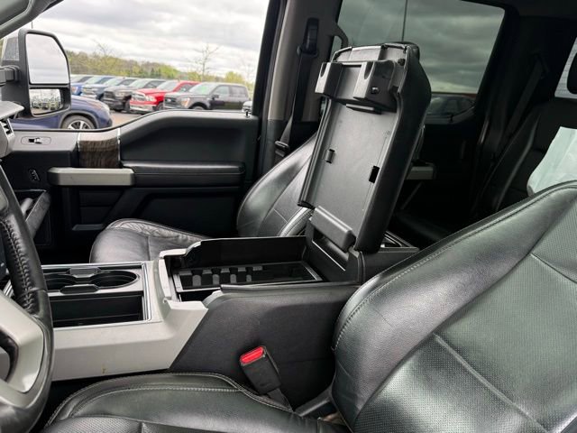 Used 2017 Ford F250 Lariat w/ Lariat Ultimate Package AWD/4WD image 33