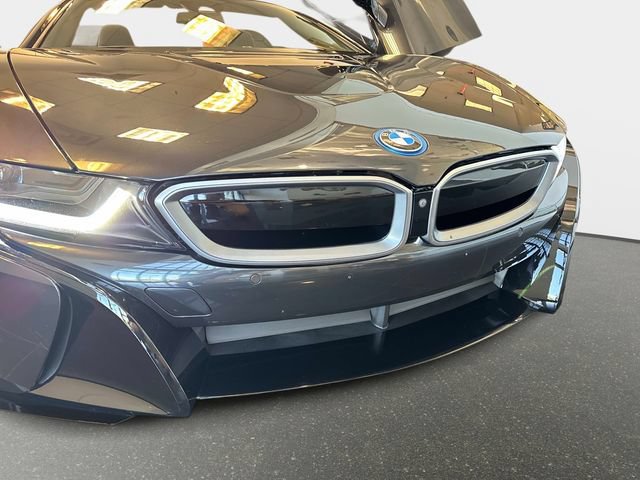 Used 2019 BMW i8 Roadster AWD/4WD image 29