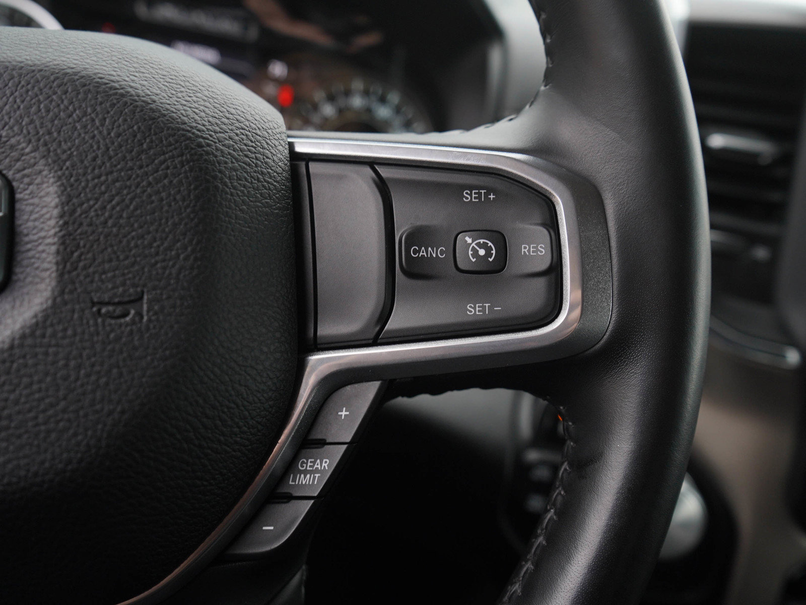Used 2021 RAM 1500 Laramie AWD/4WD image 27