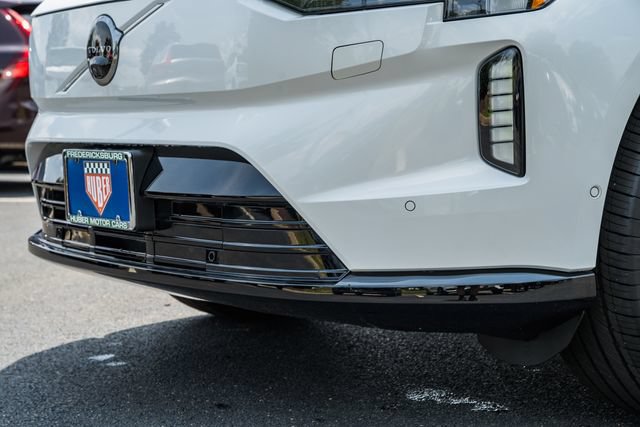 New 2026 Volvo EX90 Ultra AWD/4WD image 14