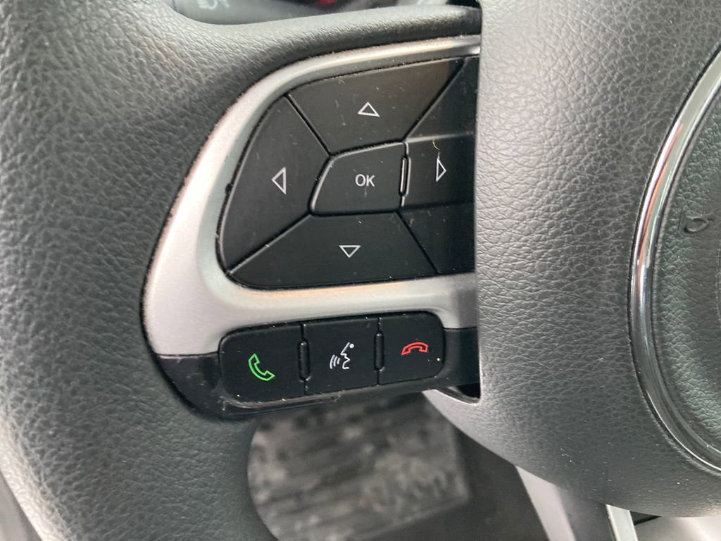 Used 2019 Jeep Renegade Sport image 40