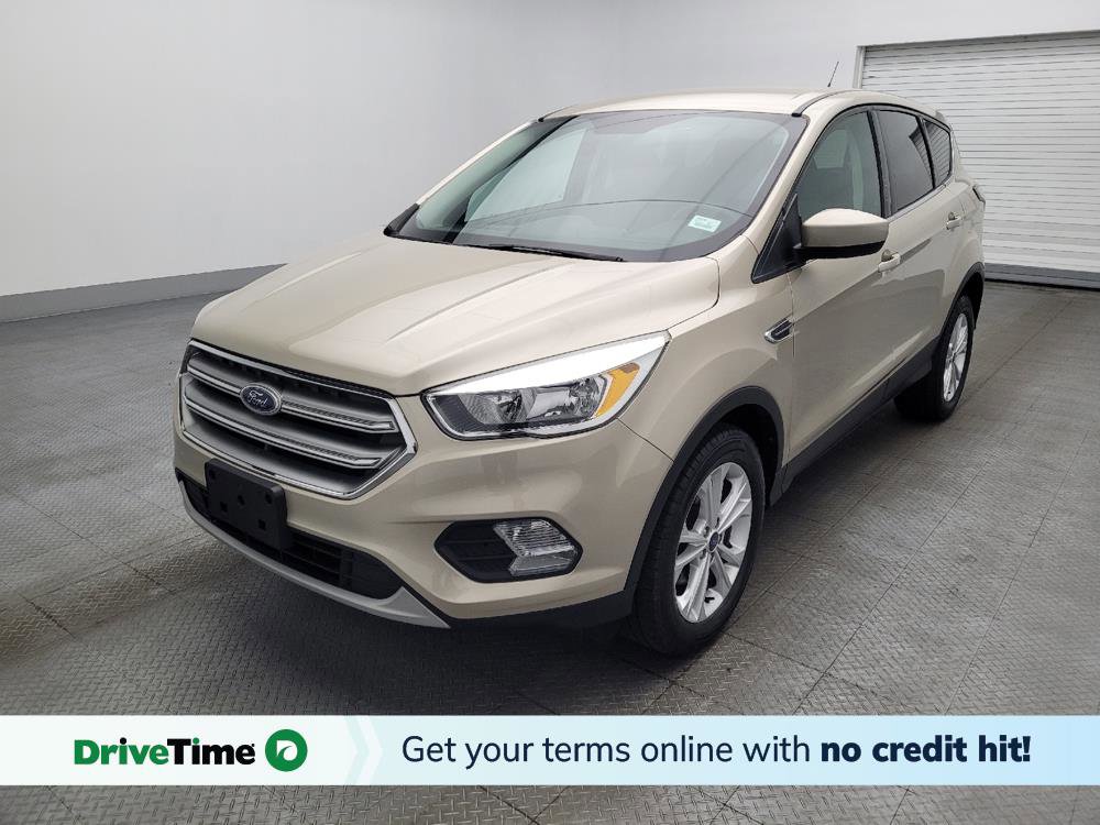 Used 2017 Ford Escape SE