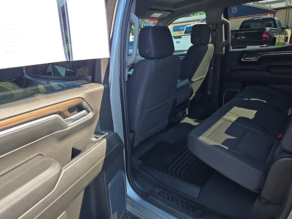 Used 2023 Chevrolet Silverado 1500 LT image 13