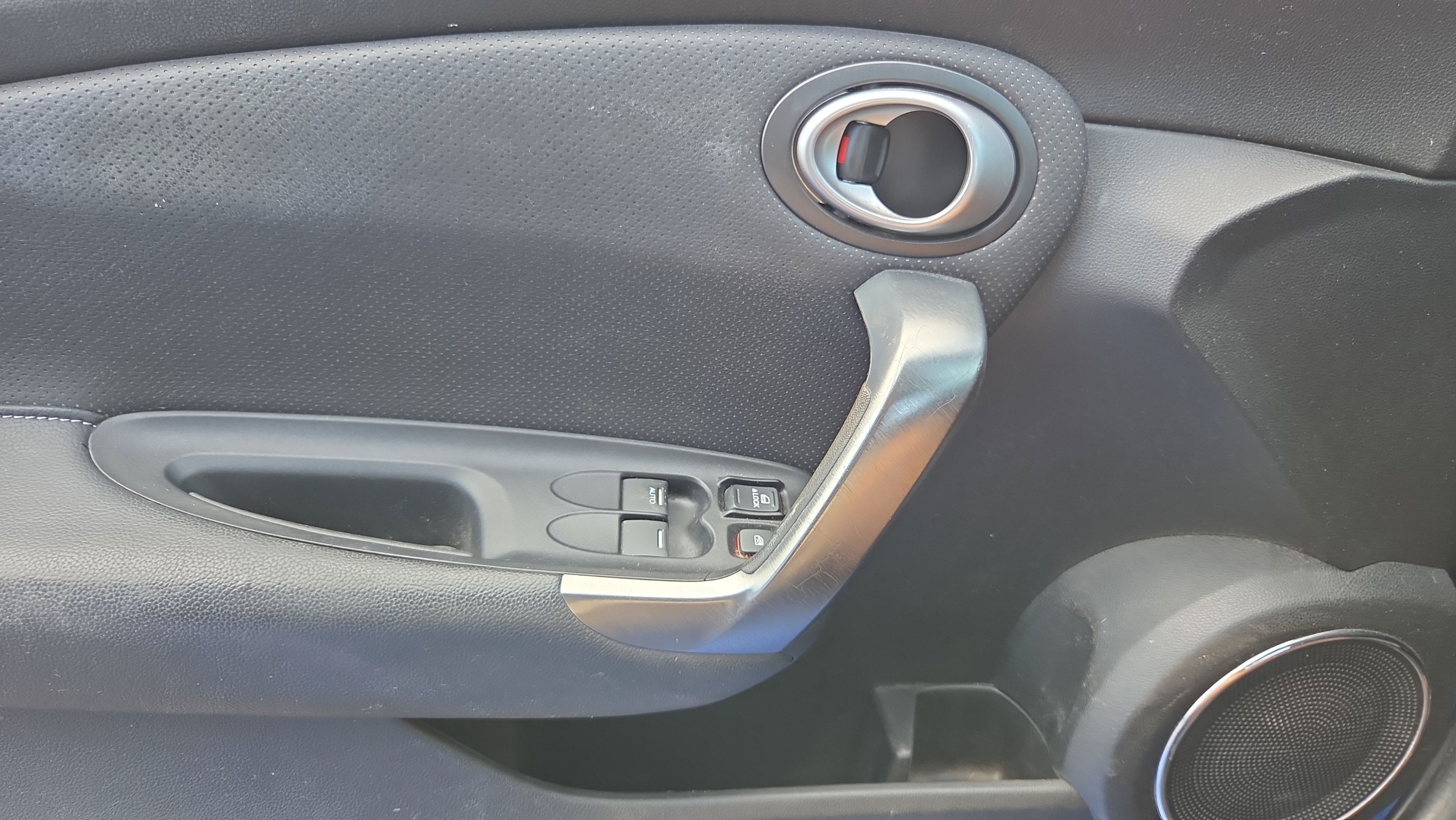 Used 2016 Honda CR-Z EX image 15