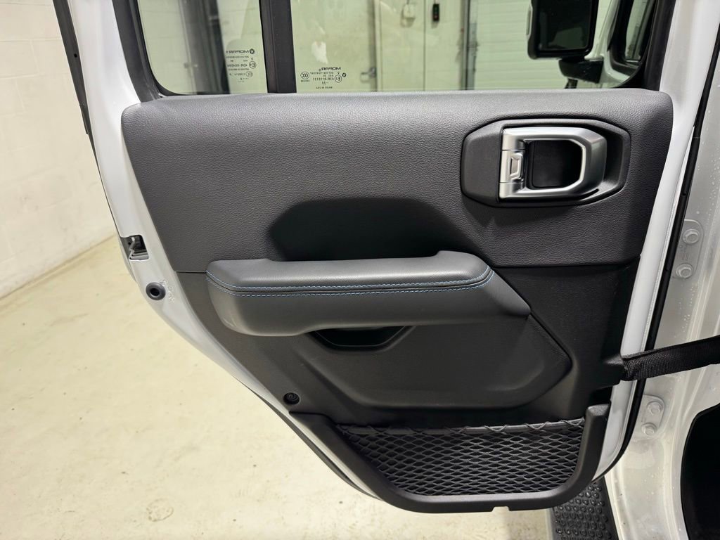 Used 2024 Jeep Wrangler High Altitude image 29