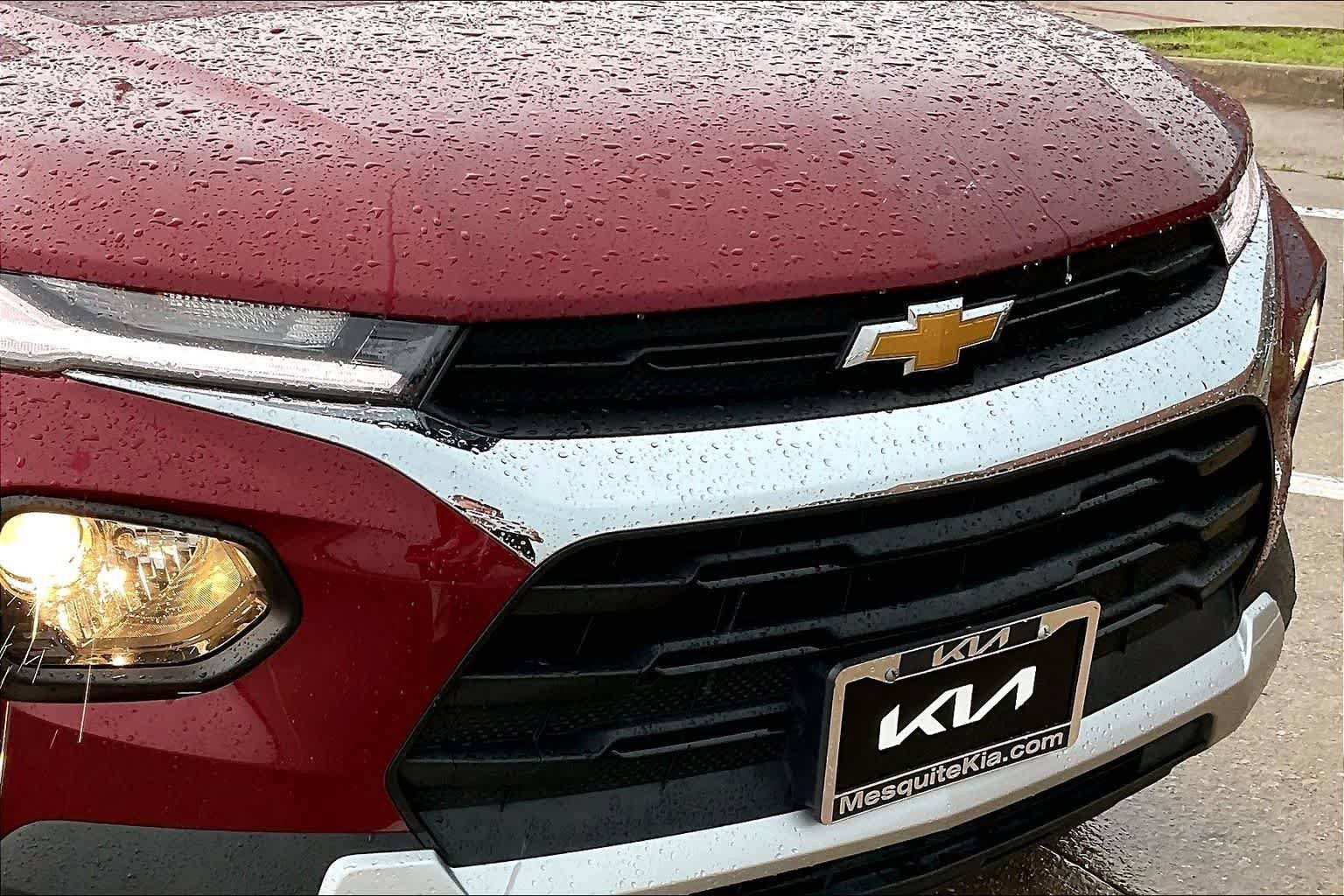 Used 2023 Chevrolet TrailBlazer LT FWD image 30