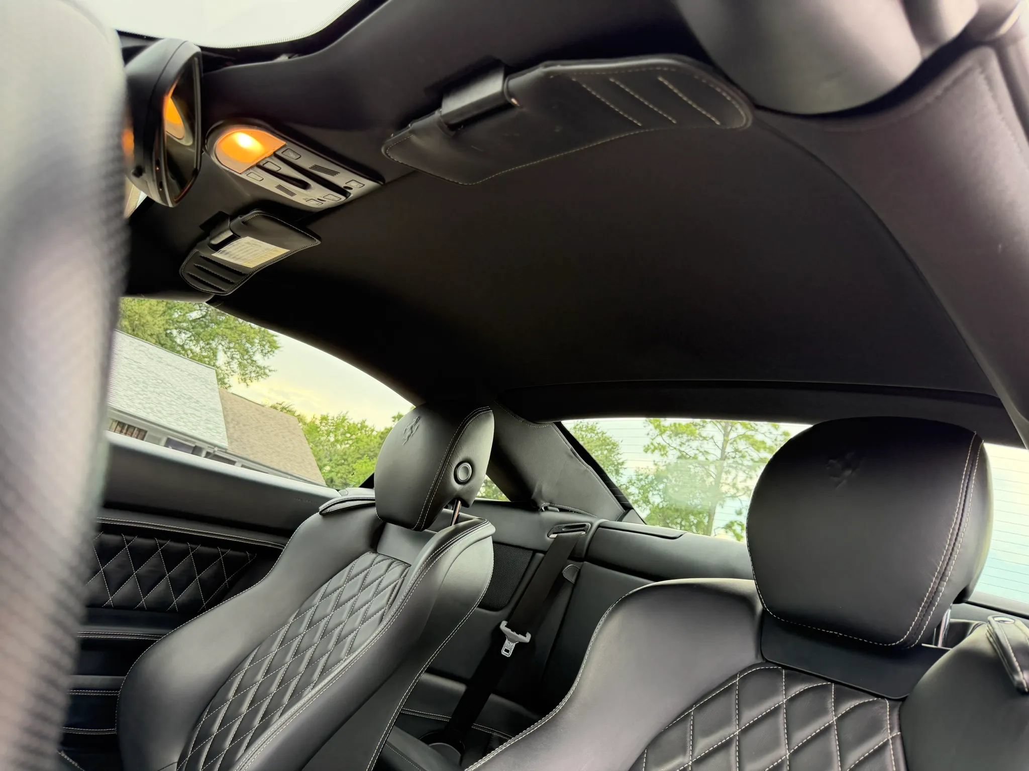 Used 2010 Ferrari California RWD image 41