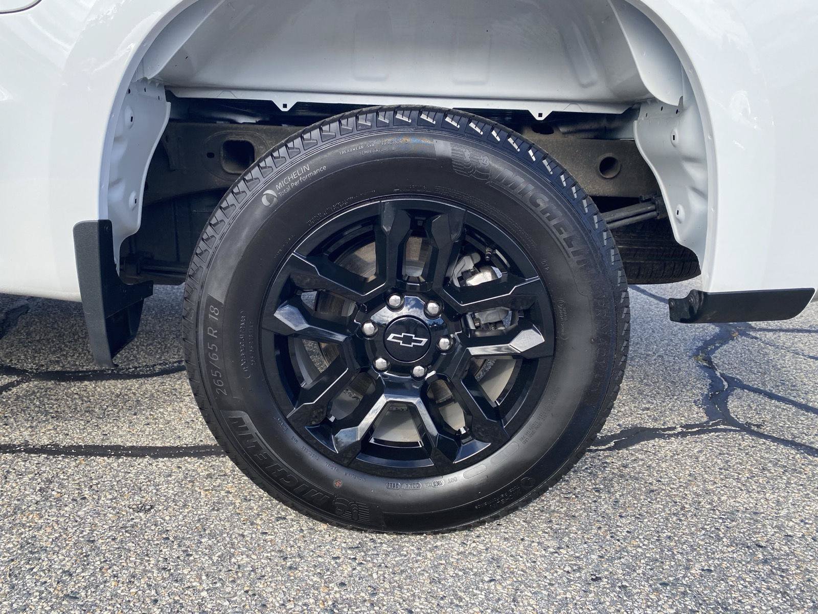 Certified 2026 Chevrolet Silverado 1500 RST AWD/4WD image 26