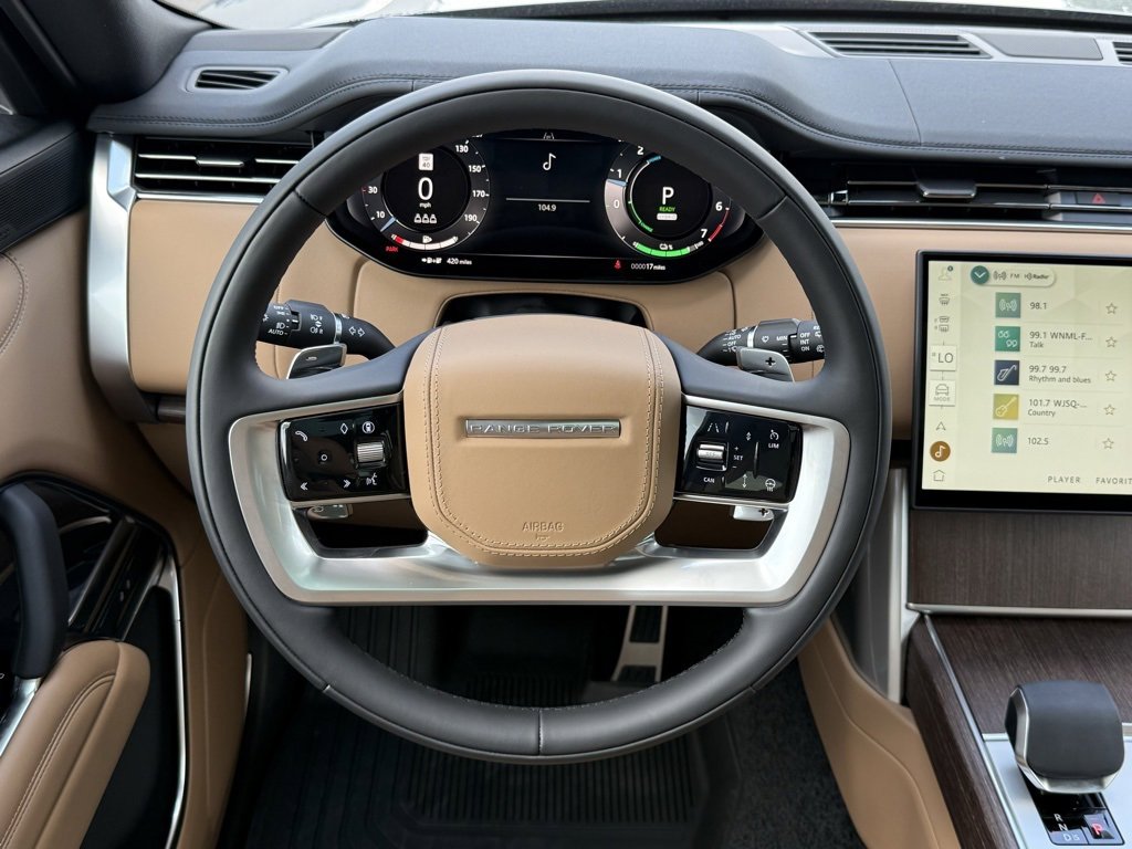 New 2025 Land Rover Range Rover SE image 17