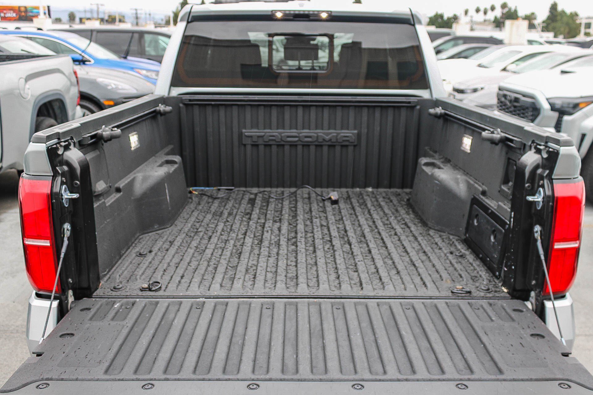 Used 2024 Toyota Tacoma TRD Off-Road image 26