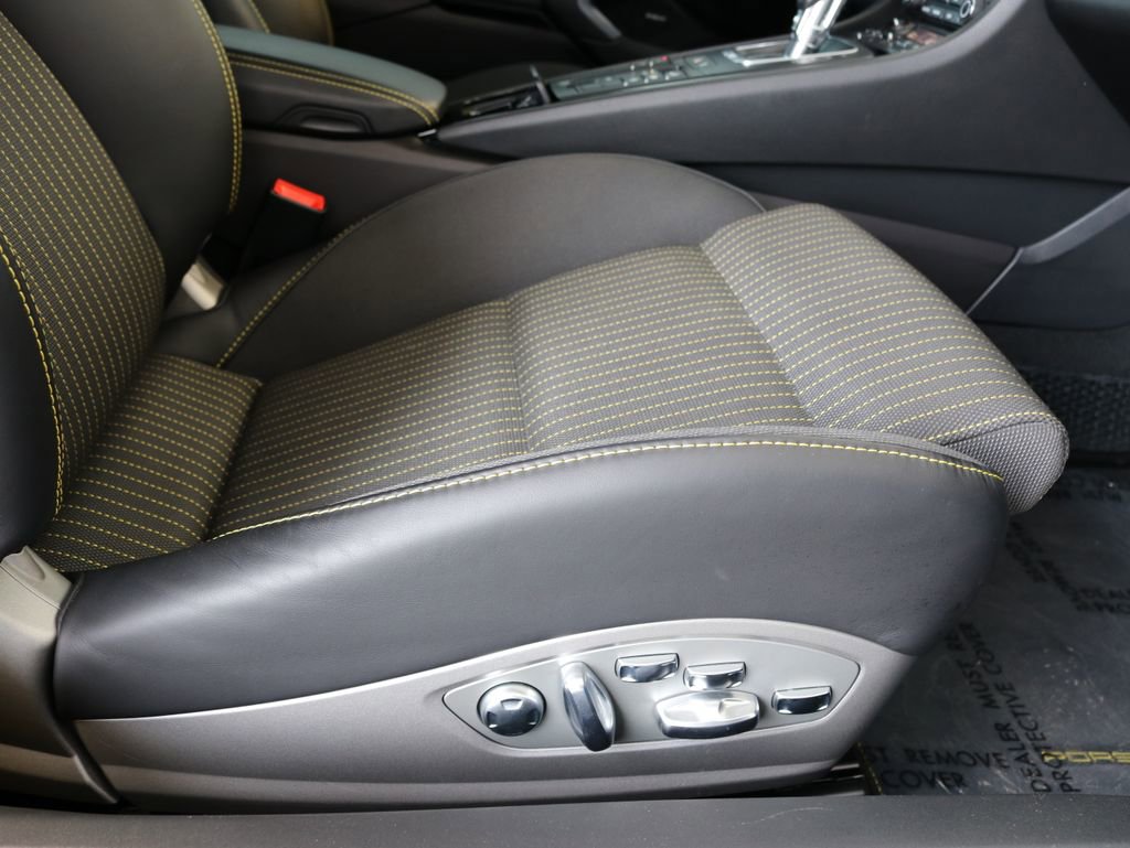 Used 2022 Porsche 718 Boxster image 25