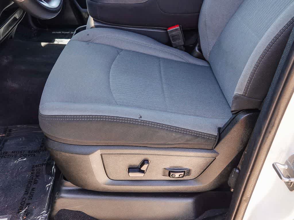 Certified 2024 RAM 2500 Big Horn AWD/4WD image 21