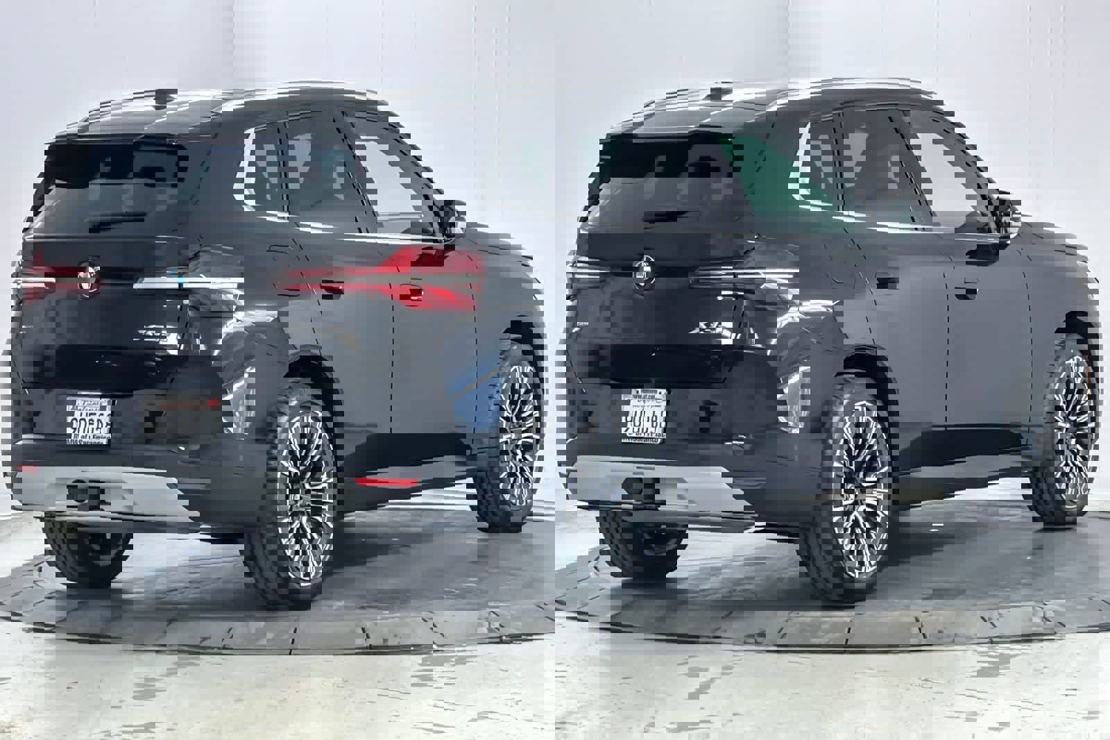 Used 2025 BMW X3 xDrive30i w/ Convenience Package image 2