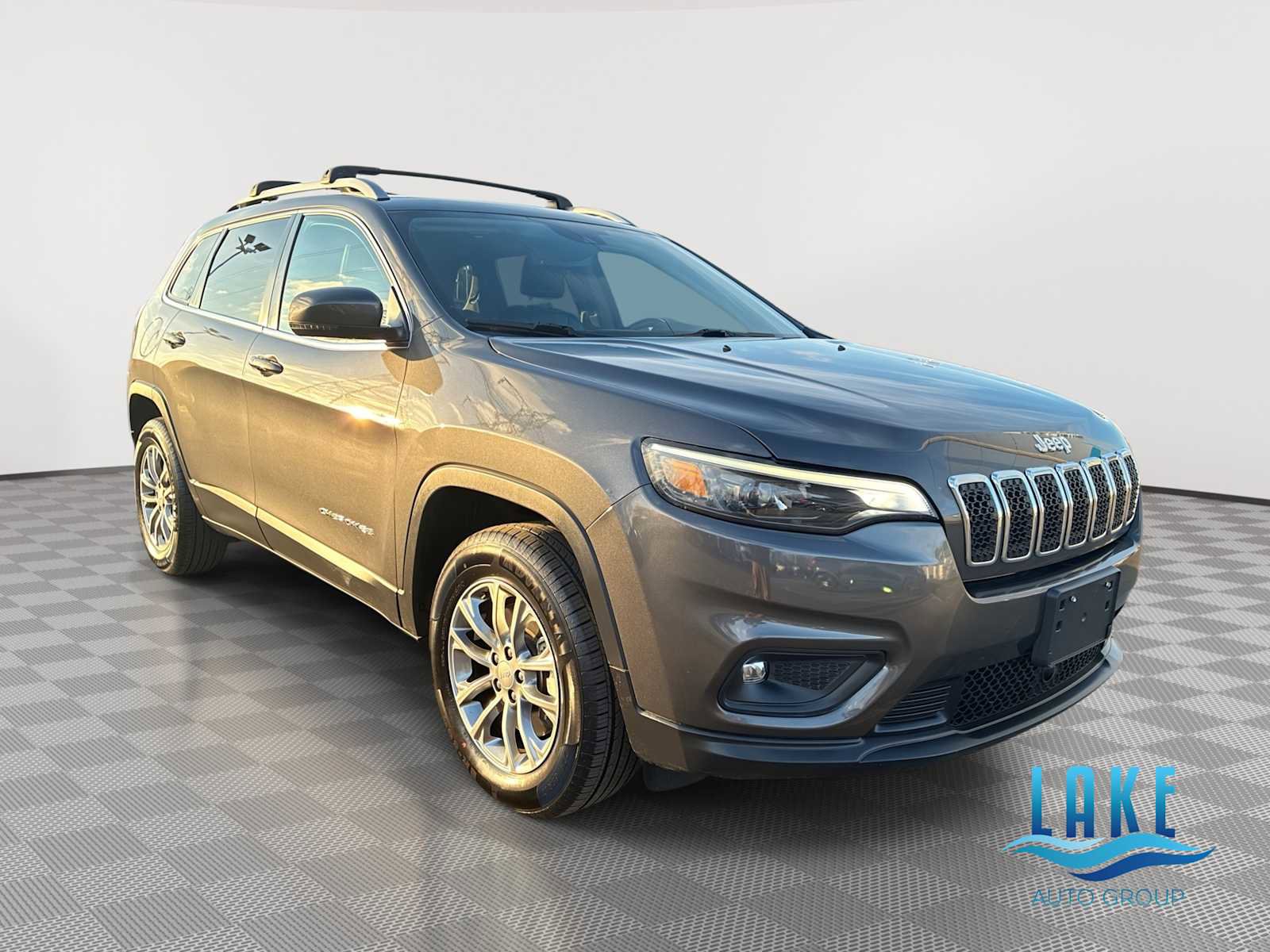 Used 2021 Jeep Cherokee Latitude Lux w/ Sun & Sound Group image 1