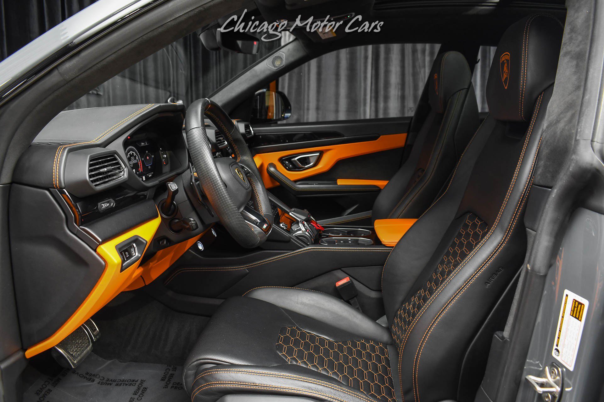 Used 2021 Lamborghini Urus AWD/4WD image 21