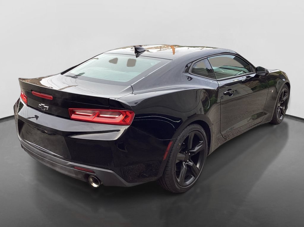 Used 2018 Chevrolet Camaro LT w/ RS Package RWD image 5